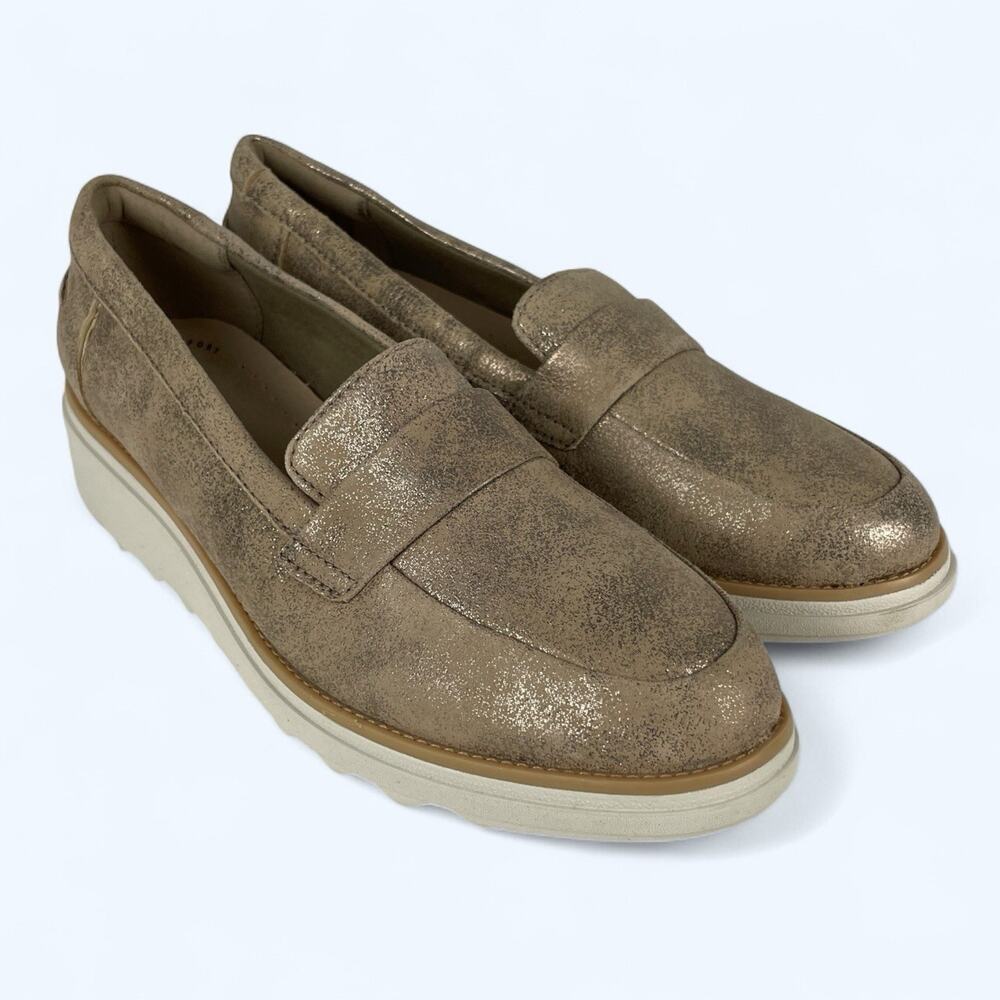 Clarks Collection Women's Sharon Ranch Gold Rubbed Leather Loafers Size 7.5